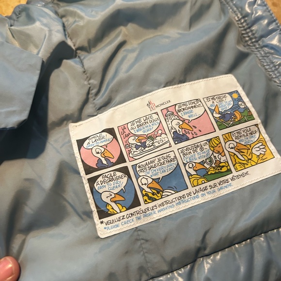 Monocler vest for a child boy or girl worn a few times for a ski trip - Picture 5 of 7